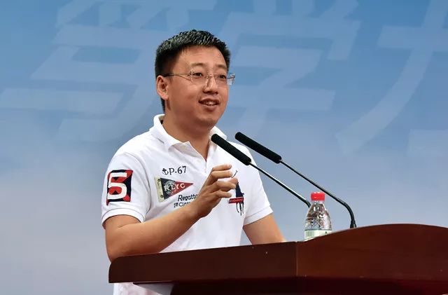 孙海涛，管理学院09级校友，51信用卡创始人兼CEO，2018年入选为独角兽企业。